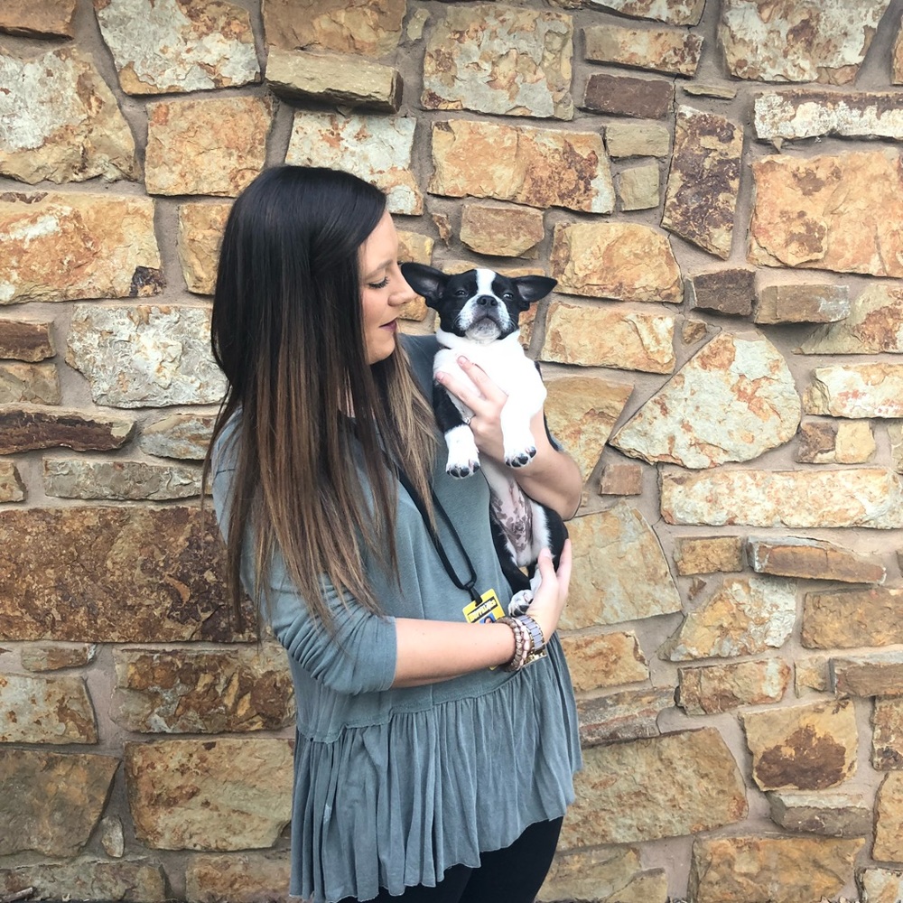 Meet your Posher, Hailey